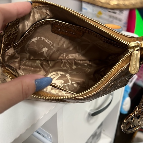 Brozen Embossed Michael MK Shoulder Bag - Picture 6 of 11